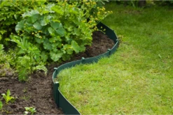 Tuinborderrand PE Groen 3mm - 10x0,15m - Nature -Plantenzadenmest Winkel tuinborderrand pe groen 3mm 10x0 15m nature 3